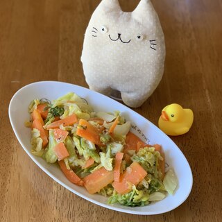 キャベツとニンジンの辛子味噌炒め